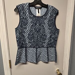 Bcbgmaxazria peplum top size L